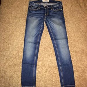 HOLLISTER SKINNY JEANS